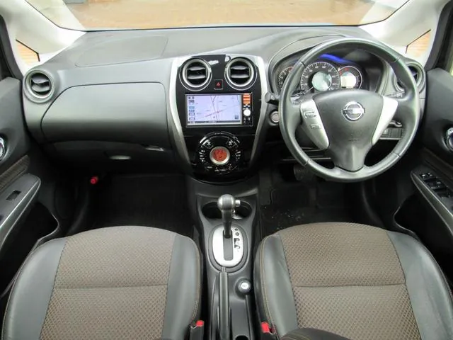 Nissan Note 2016 photo 4