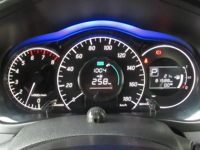 Nissan Note 2016 photo 5