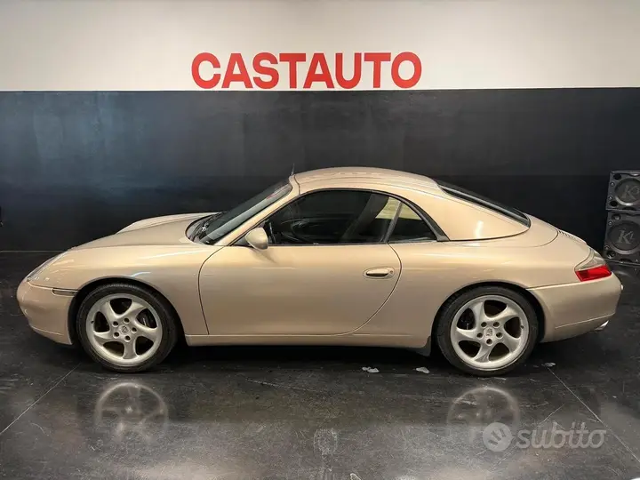 Porsche 911 1999 photo 2