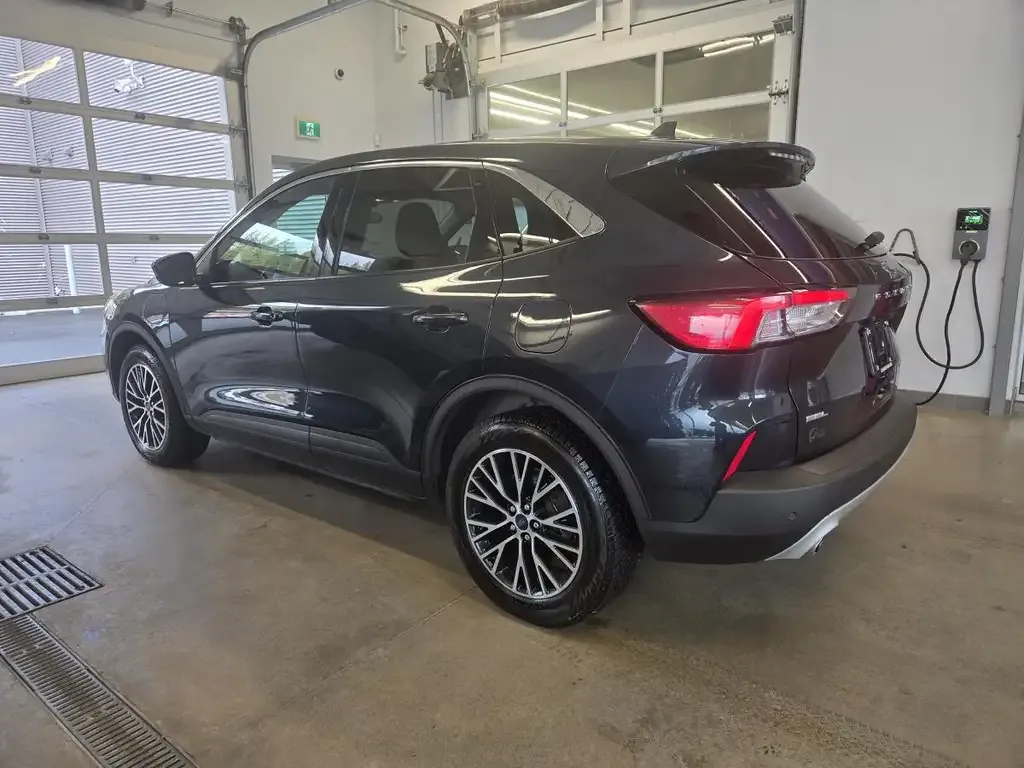 Ford Escape 2022 photo 4