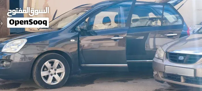 Kia Carens 2007 photo 3