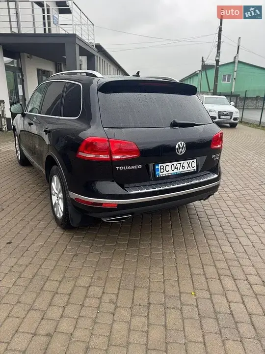 Volkswagen Touareg 2015 photo 2