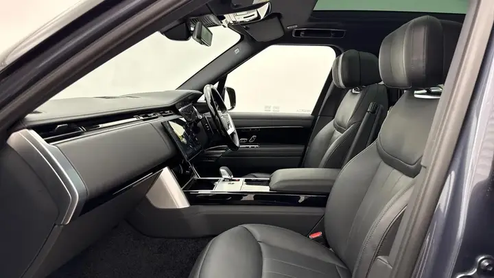 Land Rover Range Rover 2025 photo 3