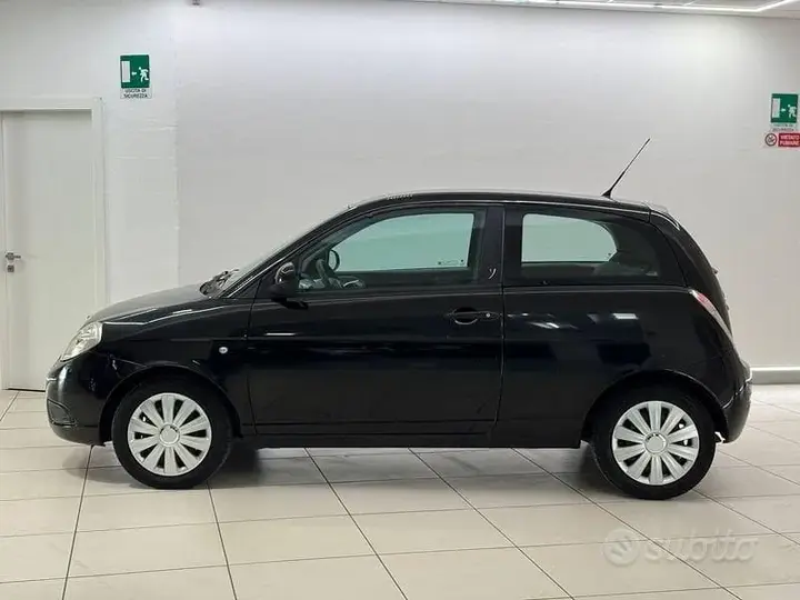 Lancia Ypsilon 2010 photo 4