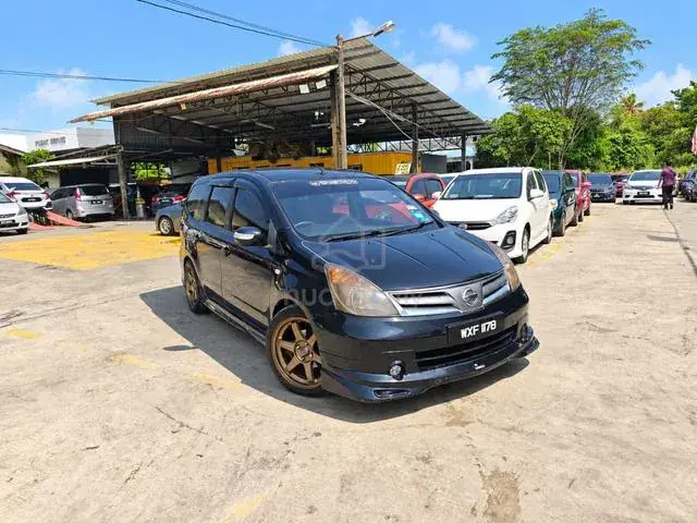 Nissan Livina
