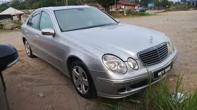 Mercedes-Benz E200K