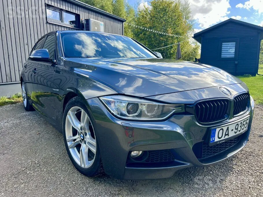 BMW F30