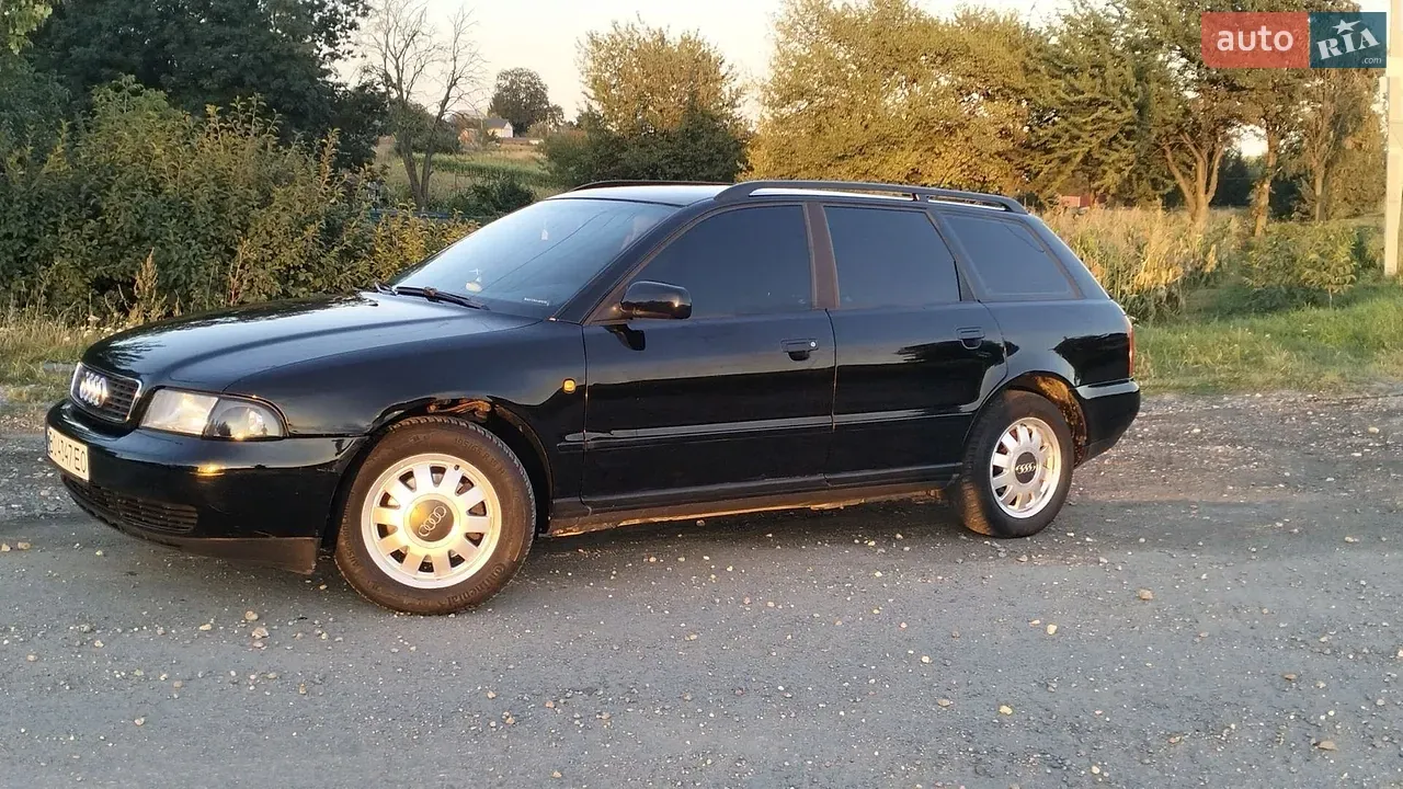 Audi A4 1998 photo 3