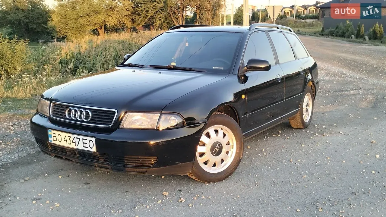 Audi A4 1998 photo 2