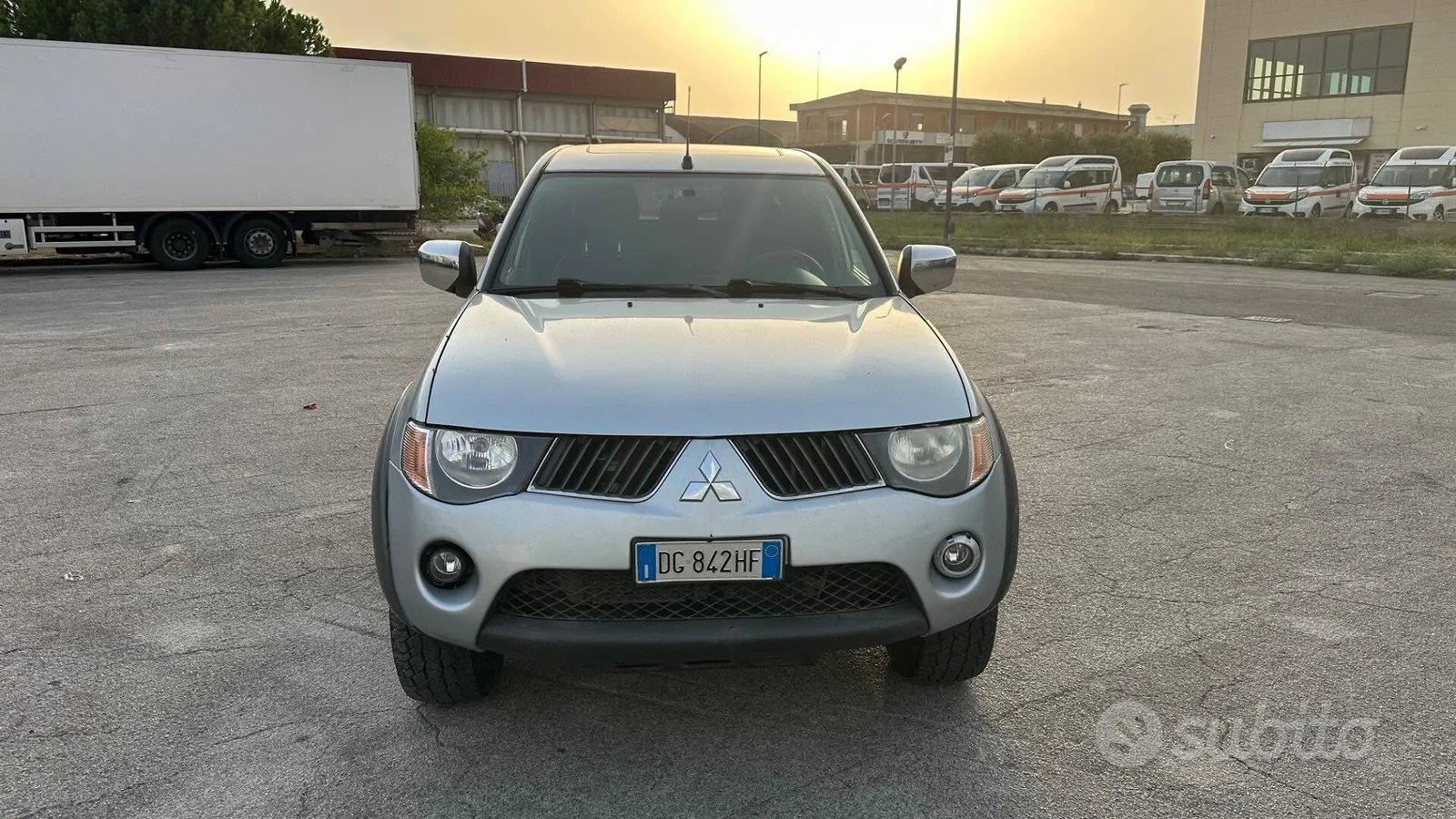 Mitsubishi L200 2007 photo 3