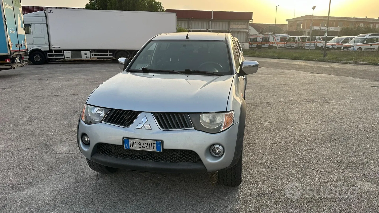 Mitsubishi L200 2007 photo 2