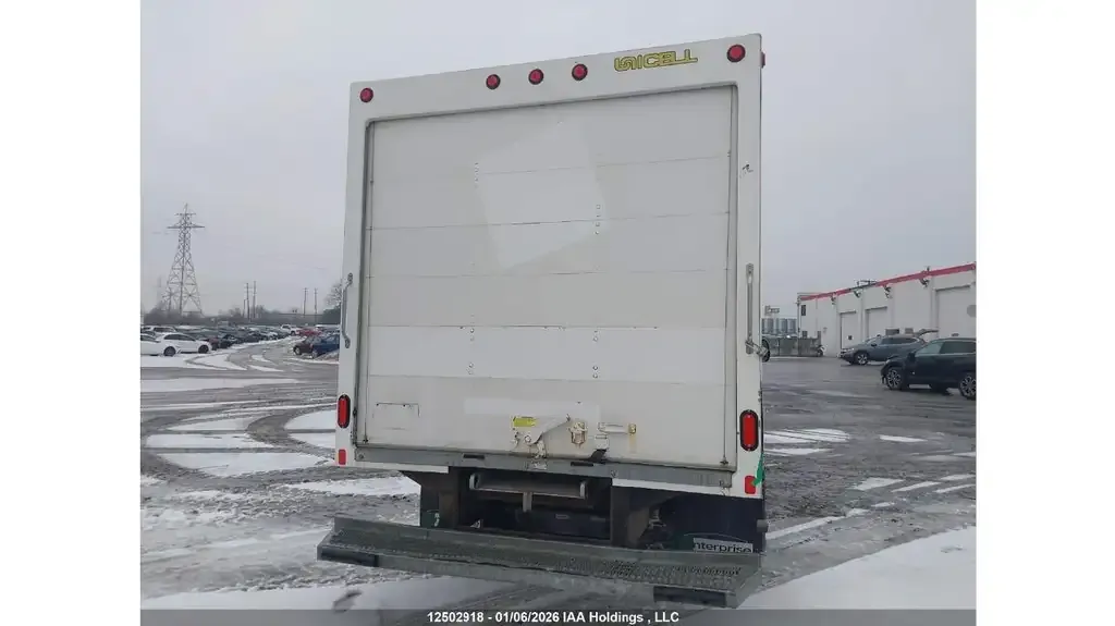 Ford E-450 2023 photo 3