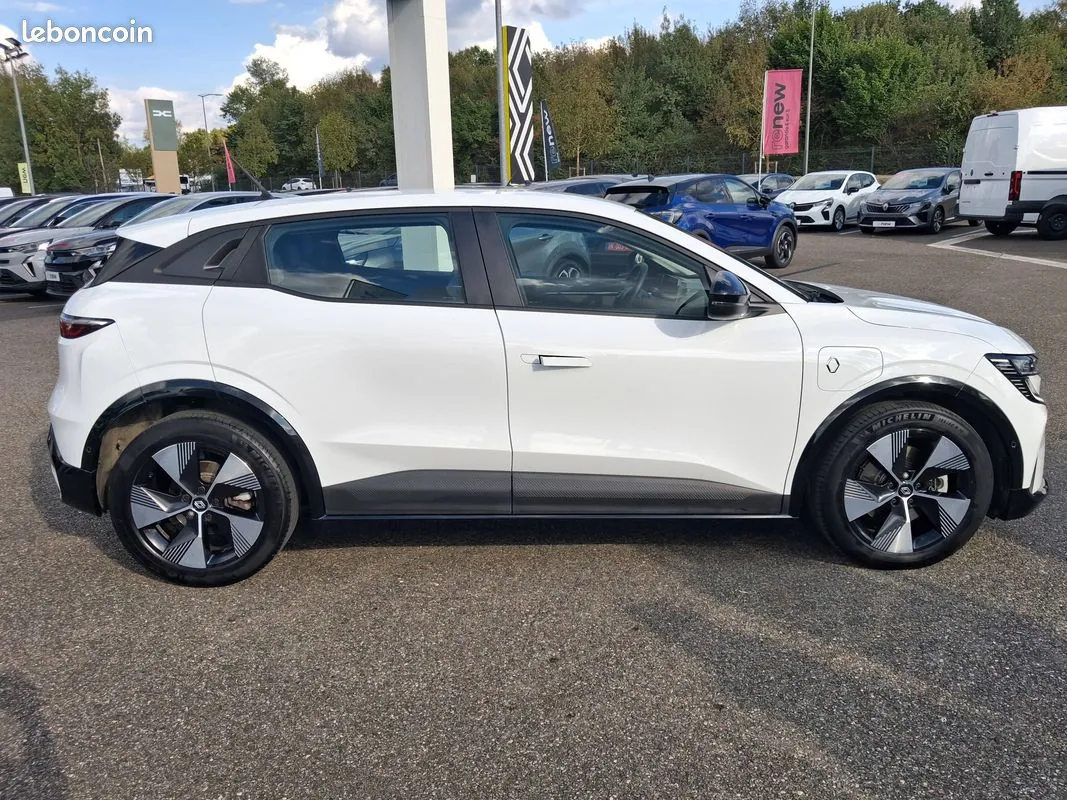 Renault Megane 2022 photo 4
