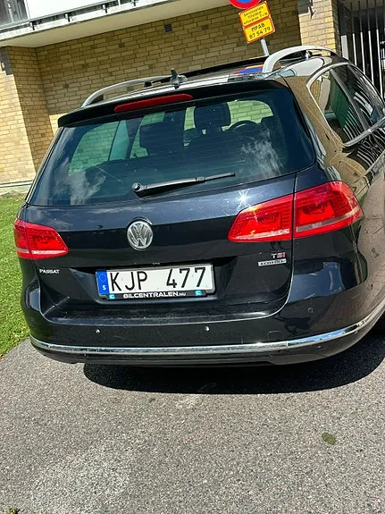 Volkswagen Passat 2012 photo 3