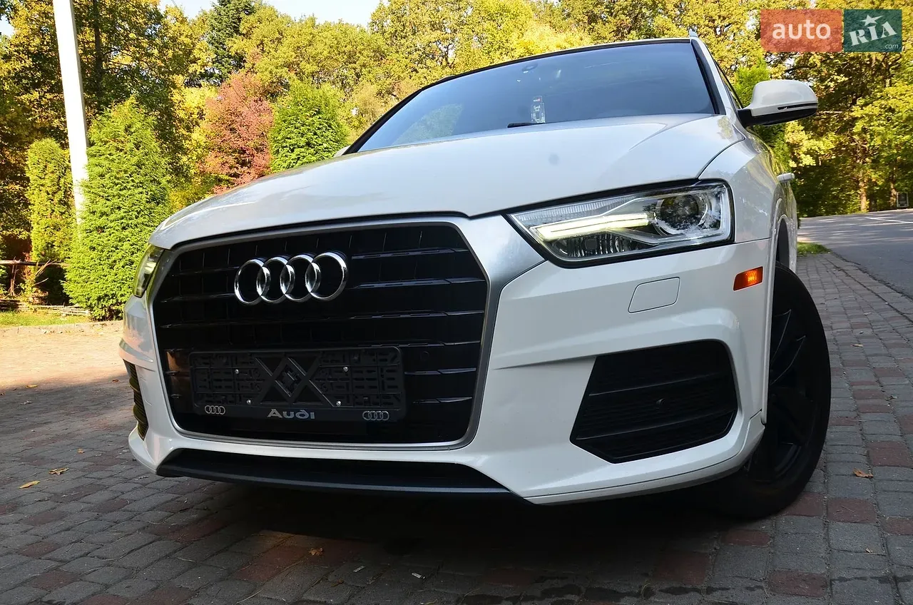 Audi Q3 2017 photo 2