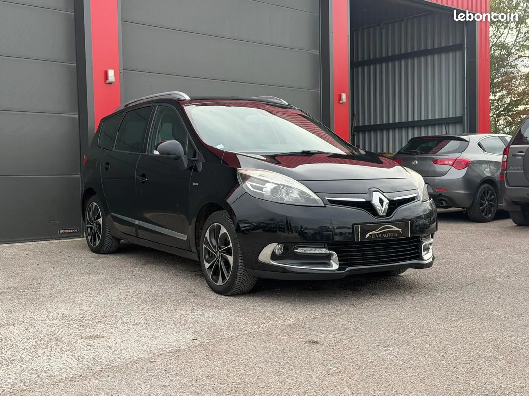 Renault Grand Scenic 2014 photo 2