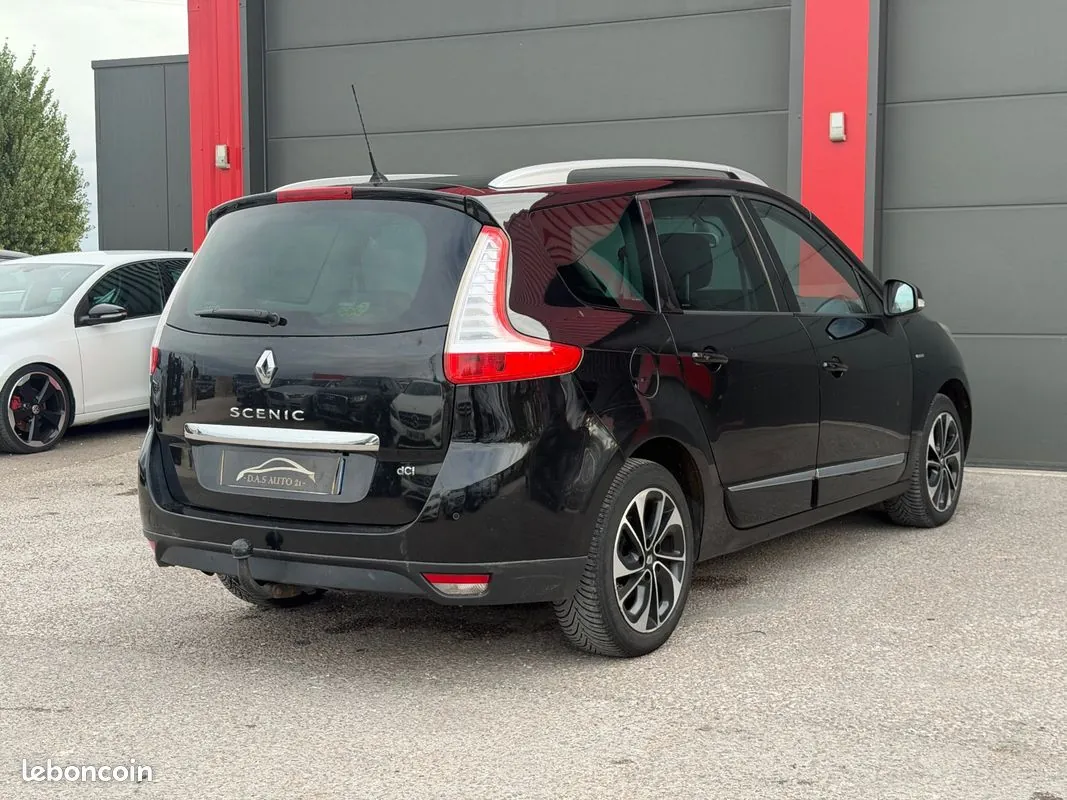 Renault Grand Scenic 2014 photo 4