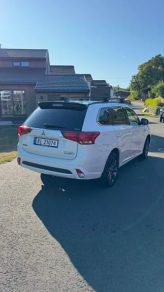 Mitsubishi Outlander 2017 photo 3