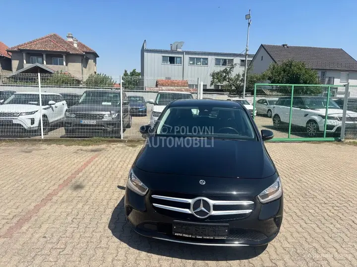 Mercedes-Benz B 180 2021 photo 2