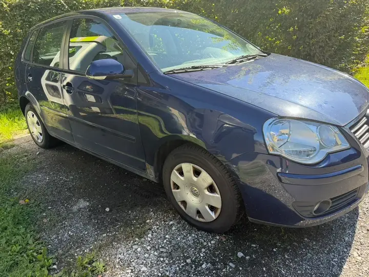 Volkswagen Polo 2006 photo 2