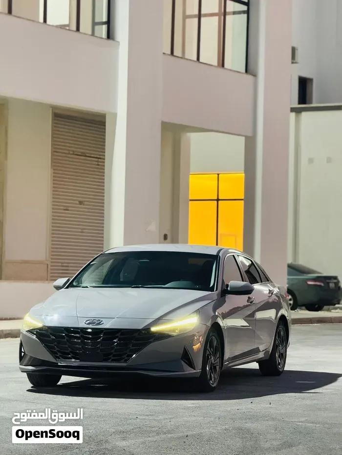 Hyundai Elantra 2022 photo 2