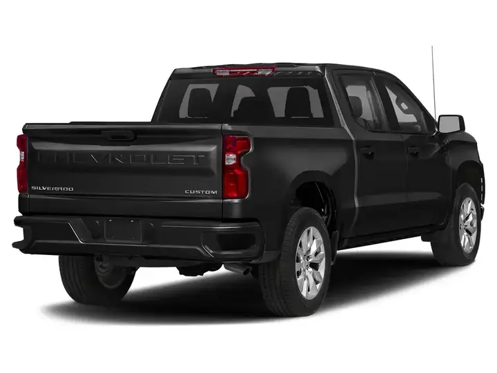 Chevrolet Silverado 2022 photo 2