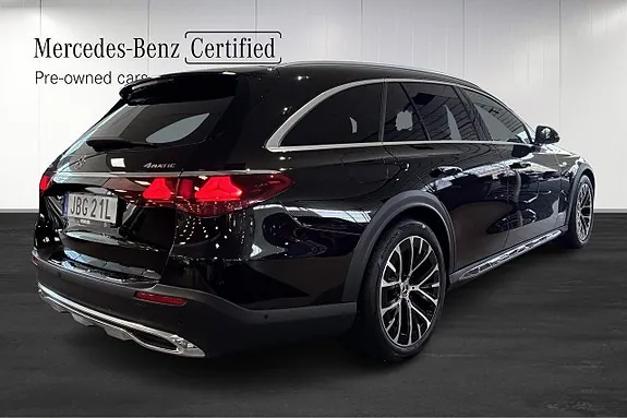 Mercedes-Benz E300 De 2025 photo 3