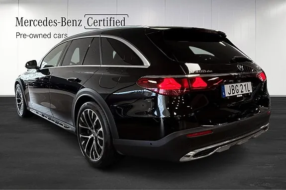 Mercedes-Benz E300 De 2025 photo 4