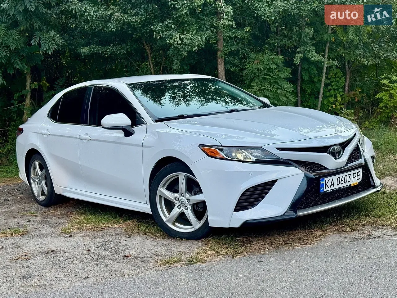 Toyota Camry 2017 photo 2