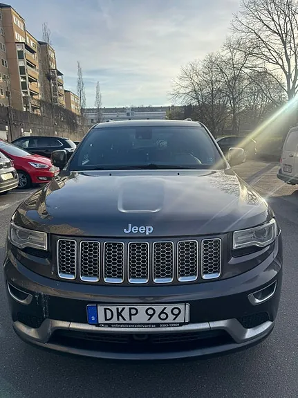 Jeep Grand Cherokee 2015 photo 2