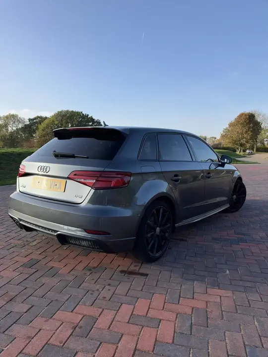 Audi A3 2017 photo 3