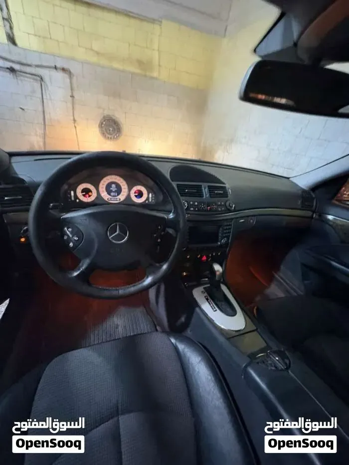 Mercedes-Benz E-Class 2007 photo 2