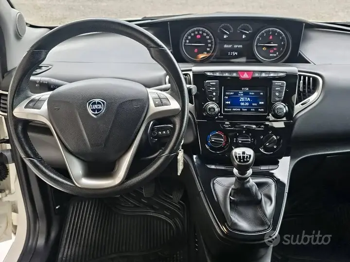 Lancia Ypsilon 2021 photo 5