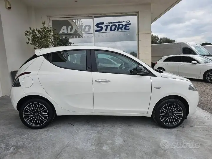 Lancia Ypsilon 2021 photo 4