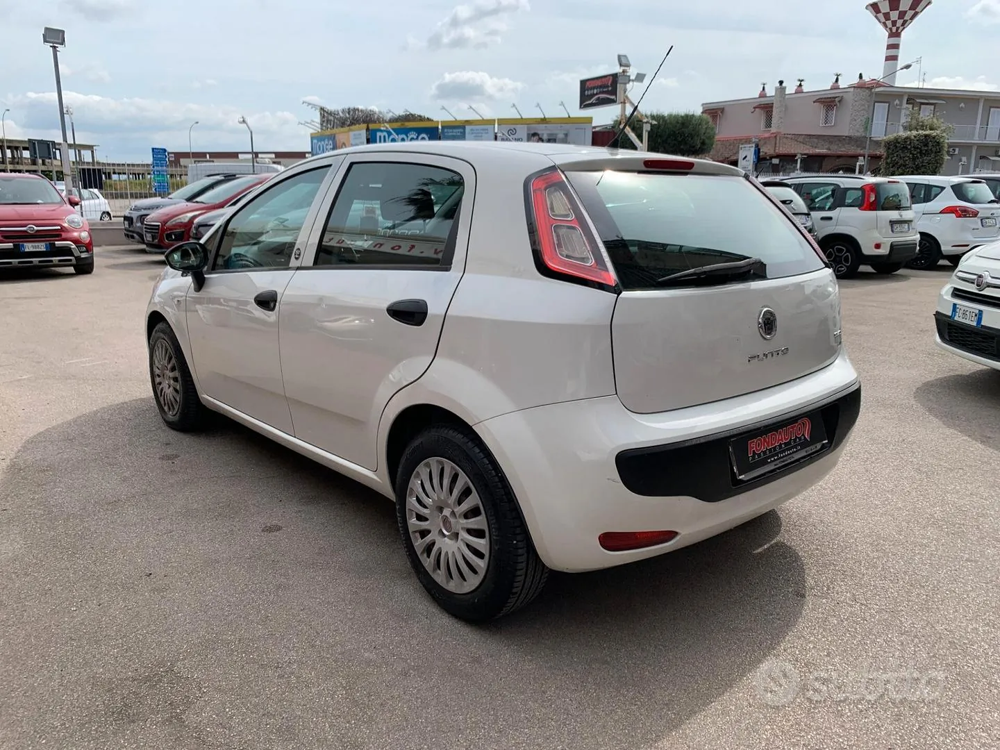 Fiat Punto Evo 2011 photo 3