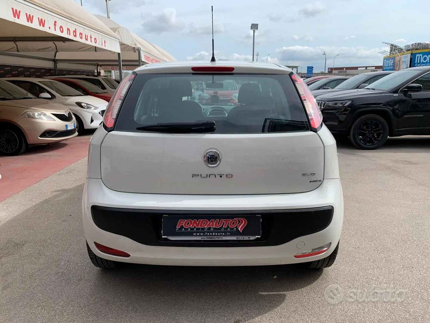 Fiat Punto Evo 2011 photo 4