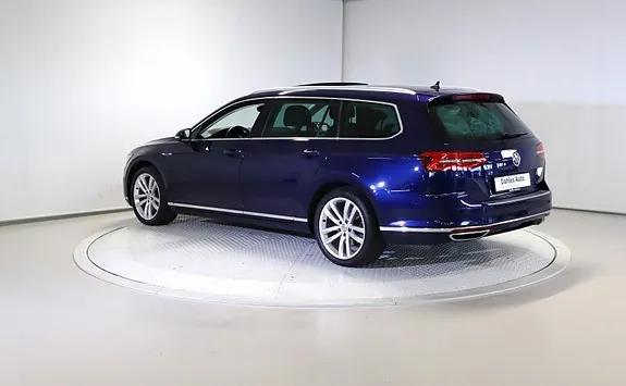 Volkswagen Passat 2018 photo 3
