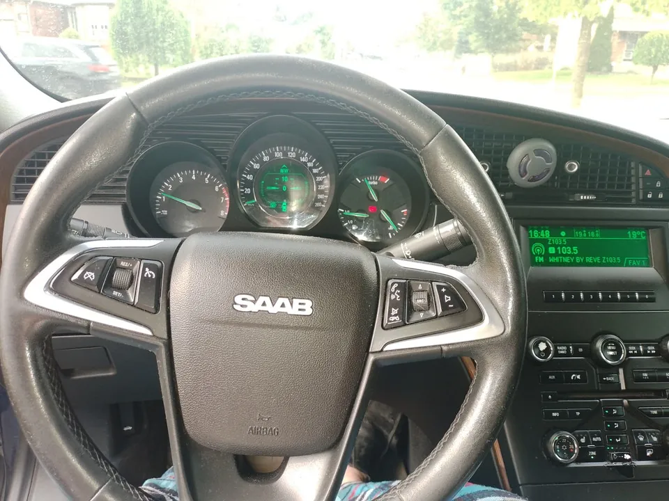 Saab 9-5 2011 photo 5
