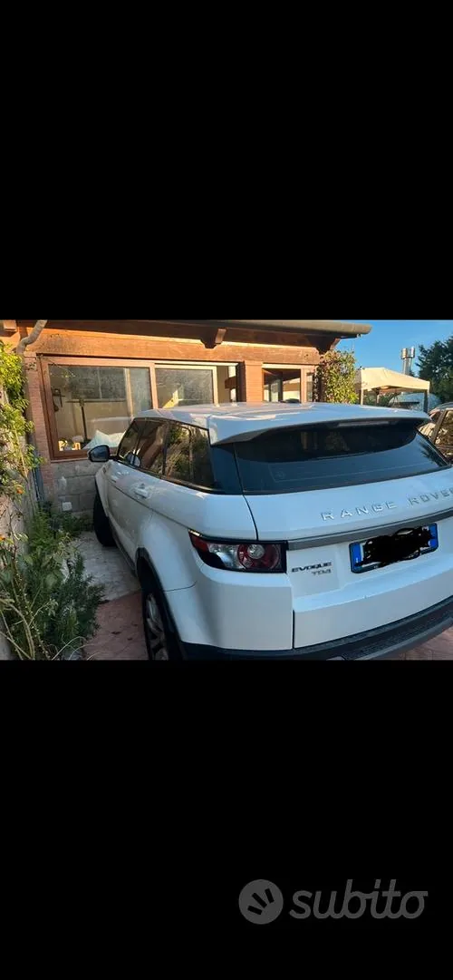 Land Rover Range Rover Evoque 2015 photo 2
