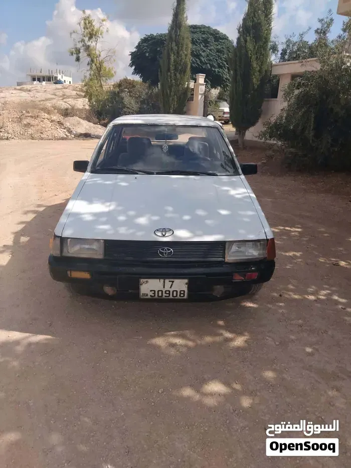 Toyota Corolla 1983 photo 3
