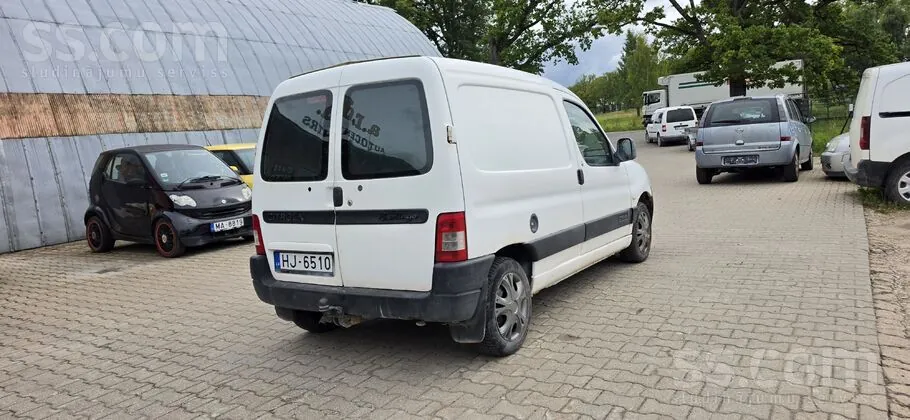Citroen Berlingo 2004 photo 3