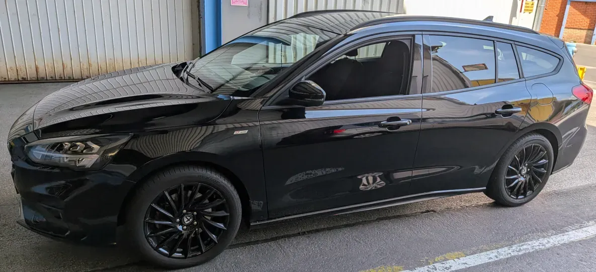 Ford Focus 2022 photo 3