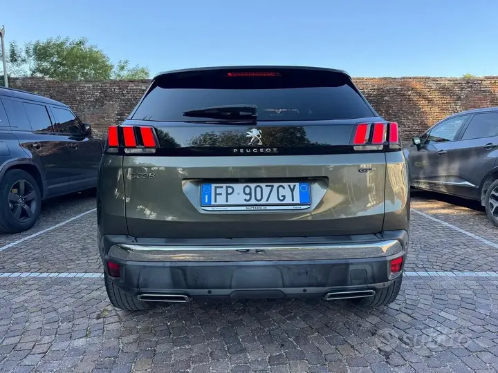 Peugeot 3008 2018 photo 2