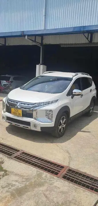 Mitsubishi Xpander Cross