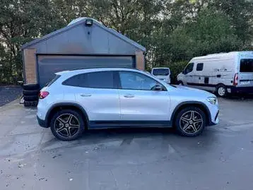 Mercedes-Benz Gla 2023 photo 3