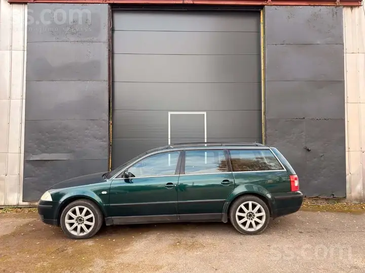 Volkswagen Passat 2001 photo 3