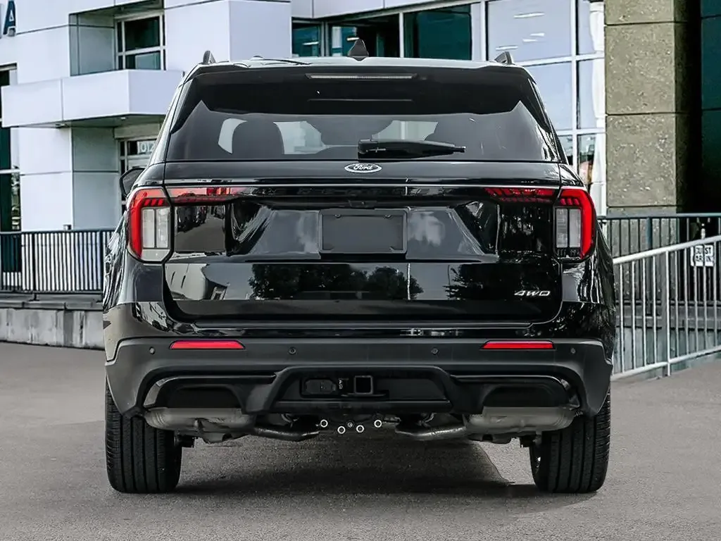 Ford Explorer 2026 photo 5