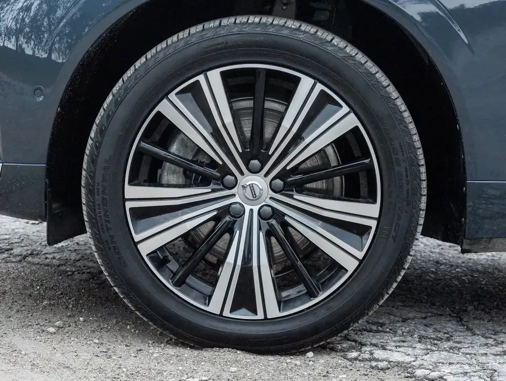 Volvo Xc60 2023 photo 4