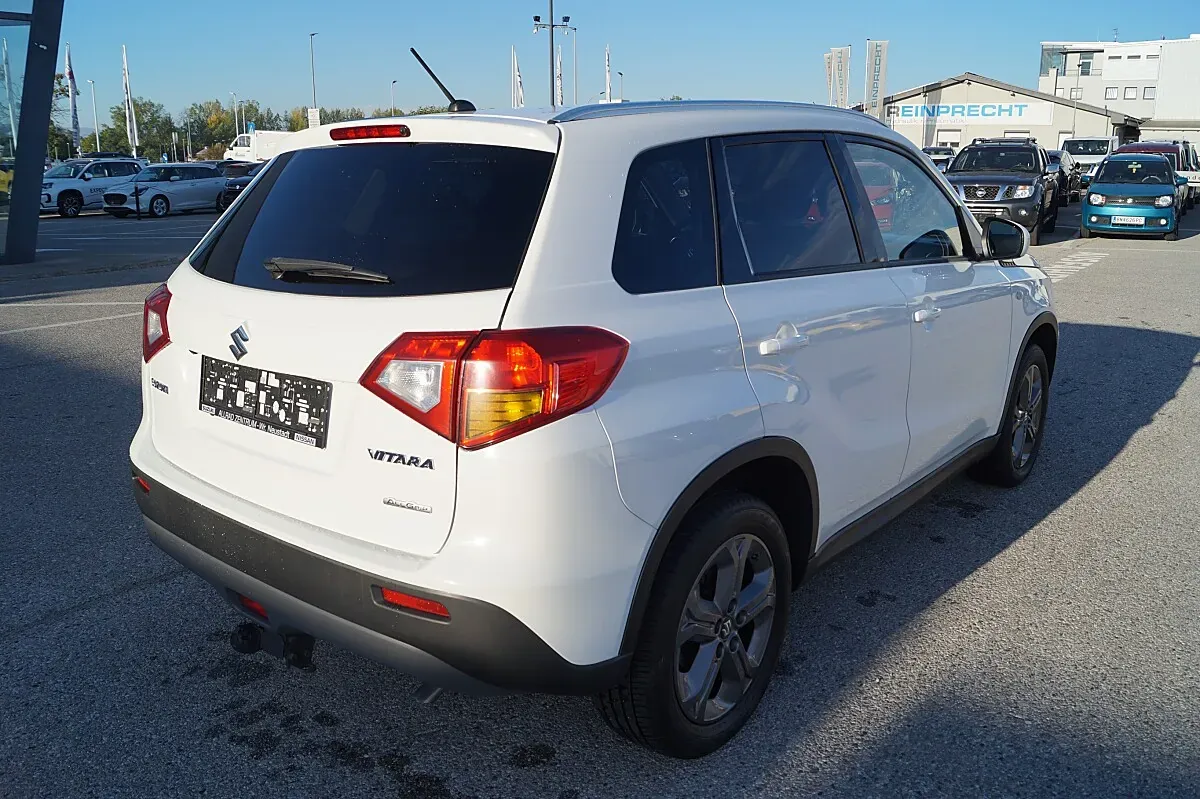 Suzuki Vitara 2015 photo 3