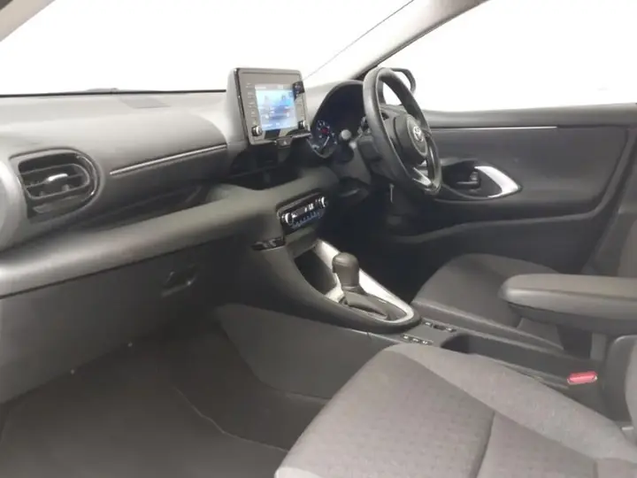 Toyota Yaris 2023 photo 5